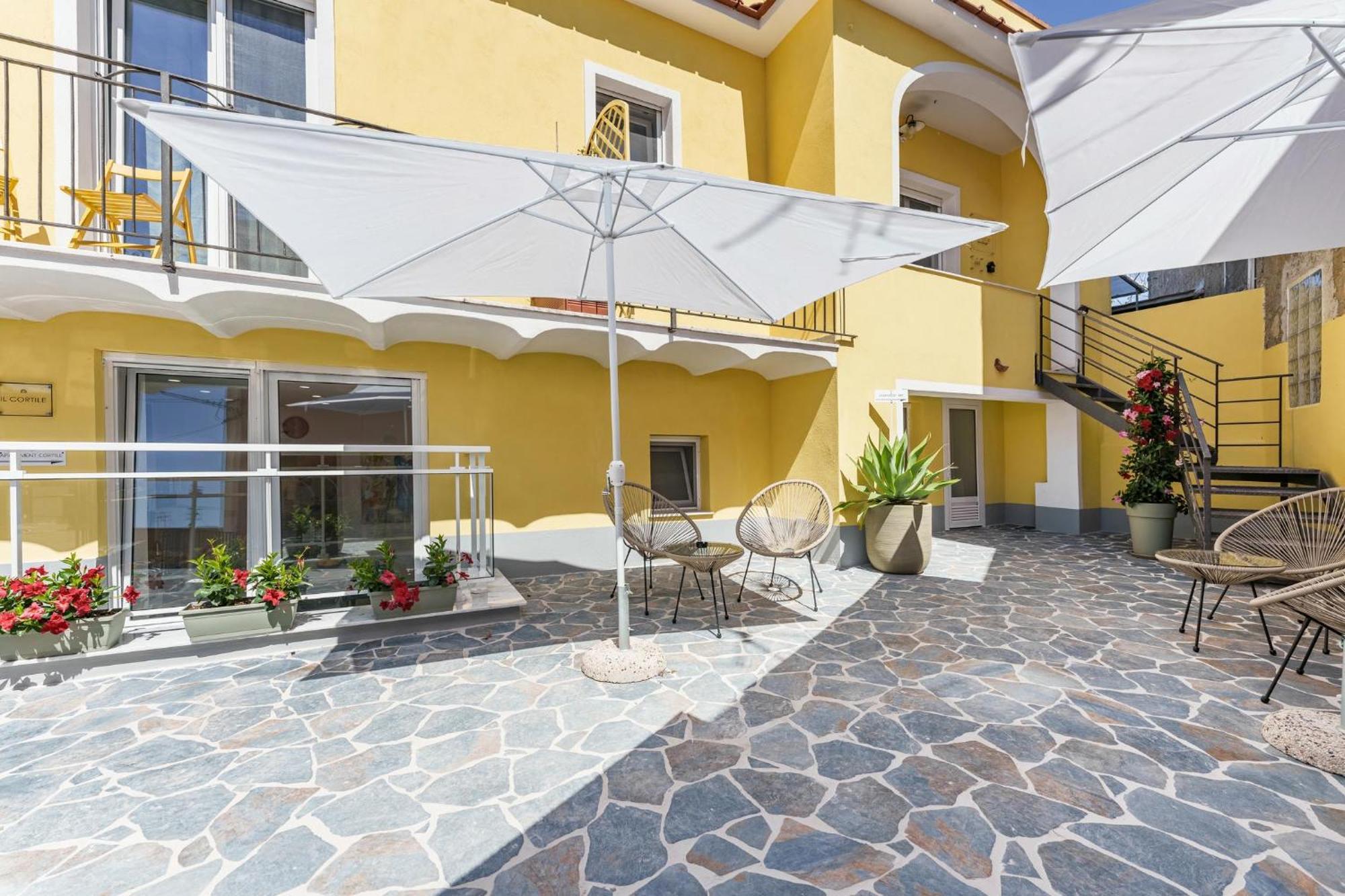 Ciraccio Apartments Procida Eksteriør billede