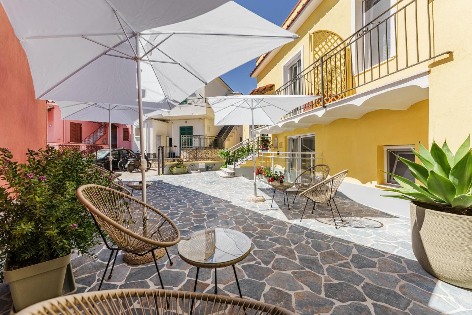 Ciraccio Apartments Procida Eksteriør billede
