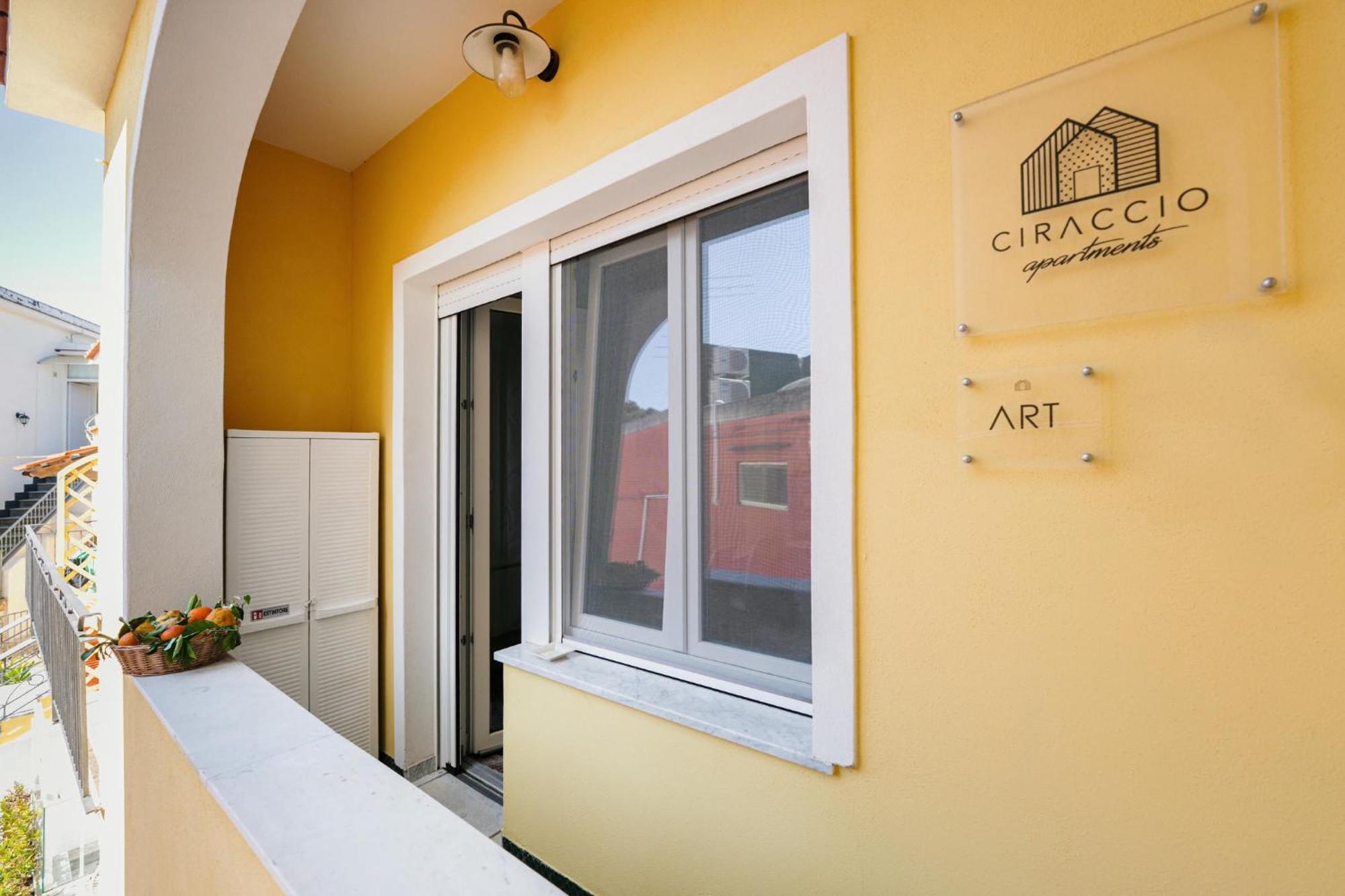 Ciraccio Apartments Procida Eksteriør billede