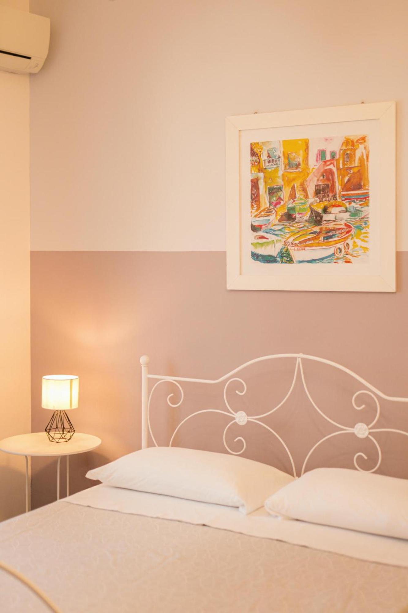 Ciraccio Apartments Procida Eksteriør billede
